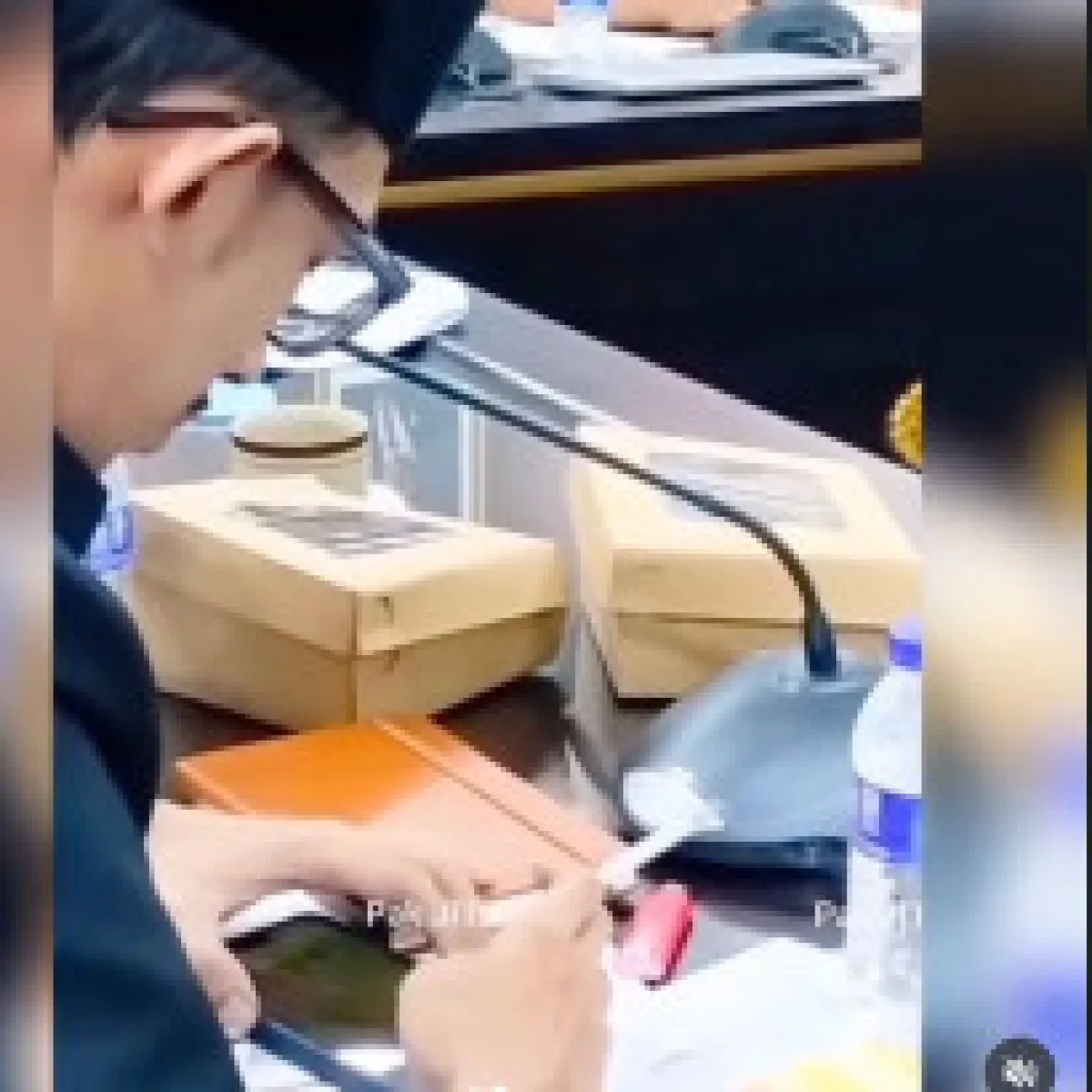 thumb