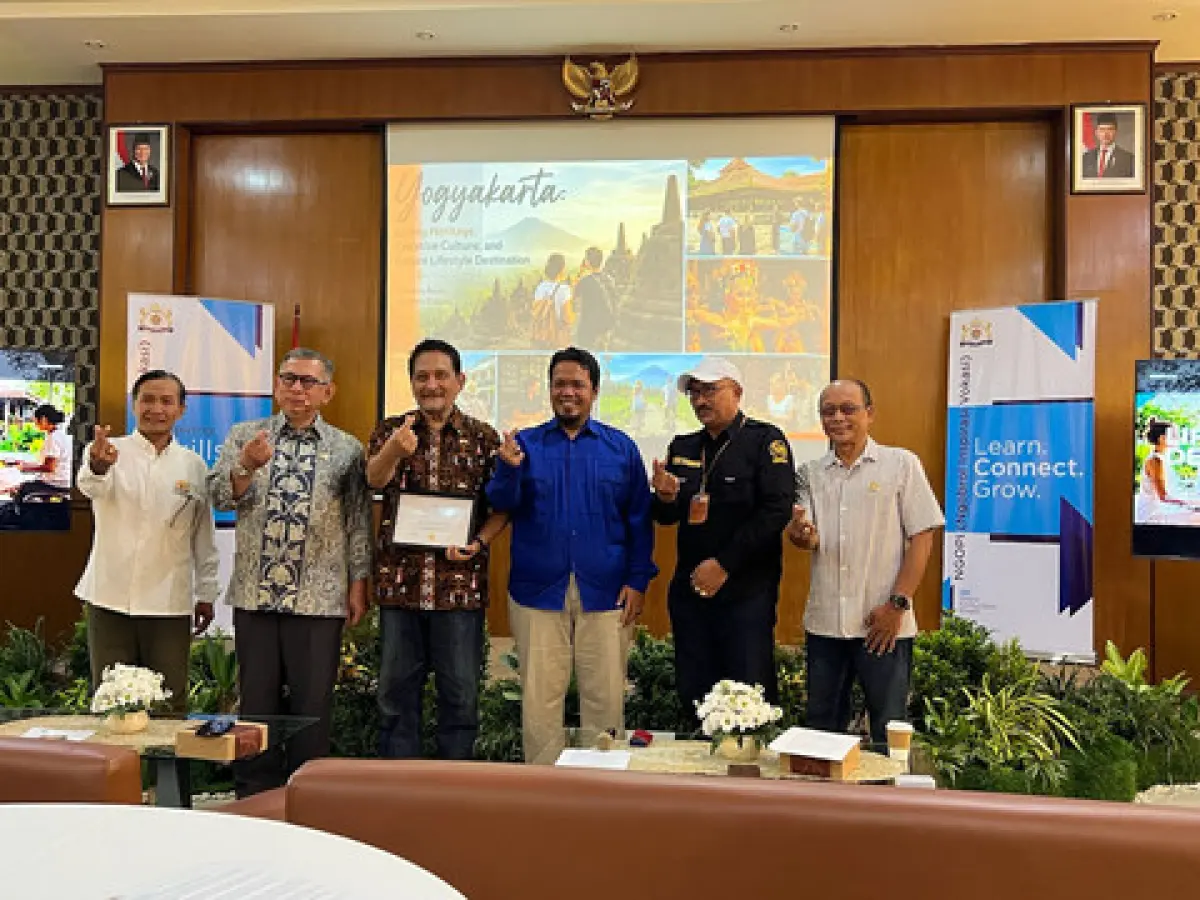 Cover Berita
