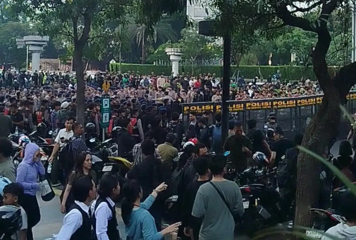 Cover Berita