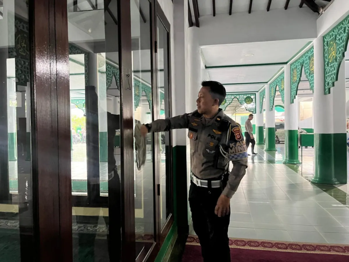 Cover Berita