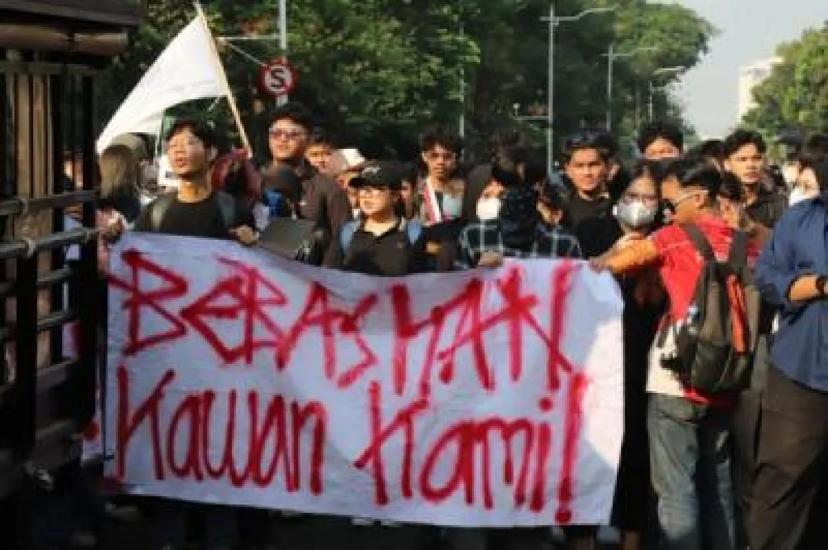 Cover Berita
